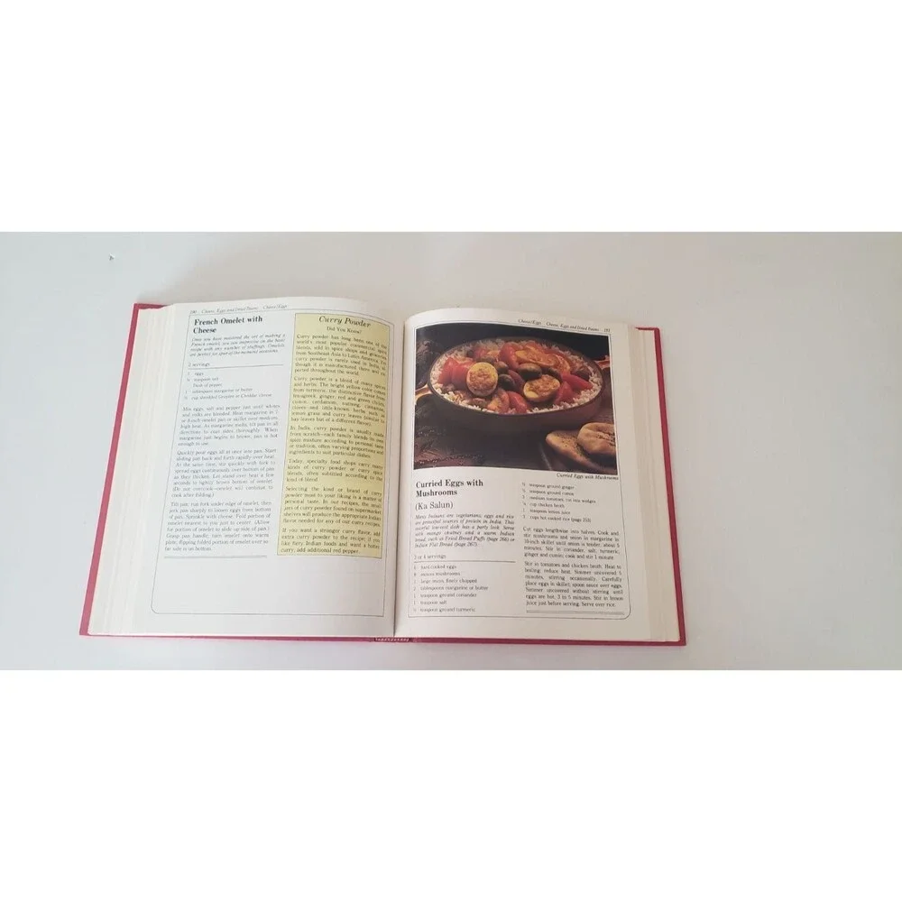 Betty Crocker International Cookbook 1980 First Edition